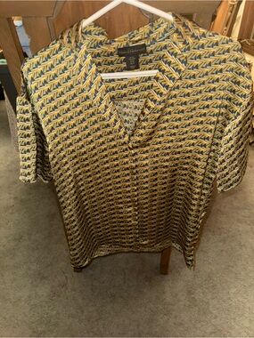 House of Harlow 1960 Geometric Abstract Chevron V-Neck Top